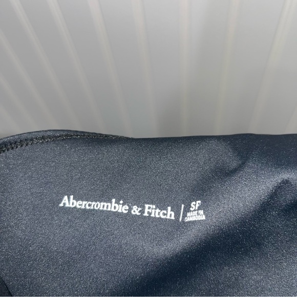 Abercrombie and fitch one shoulder traveler mini dress with shorts size small - Picture 9 of 9